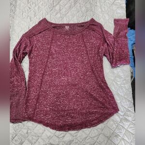 a.n.a round neck wine long sleeve small